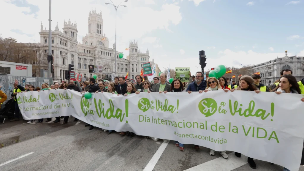 Los médicos podrán oponerse de forma total o parcial al aborto sin explicar los motivos